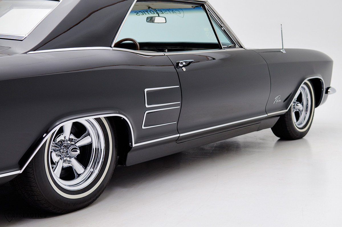 1964 Buick Riviera Wildcat | Worldwide Vintage Autos
